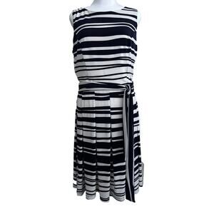 Tommy Hilfiger Jersey Fit & Flare Dress White Navy Nautical Pleated Striped 10